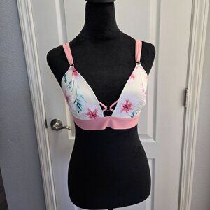 Pink by Victoria's Secret Bonded Bralette - Size M